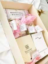 Cargar imagen en el visor de la galería, Mommy Box
