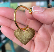 Cargar imagen en el visor de la galería, Hoops Corazón
